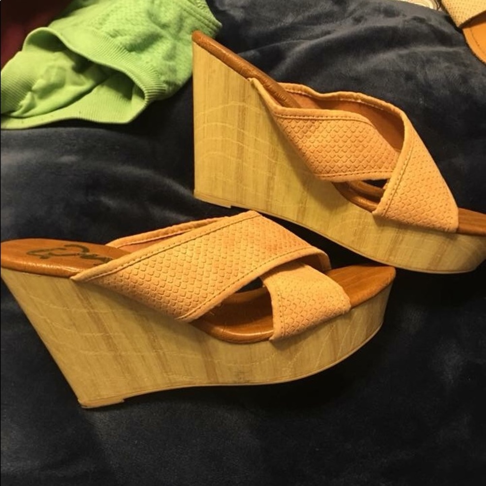 Wedge Slip ons